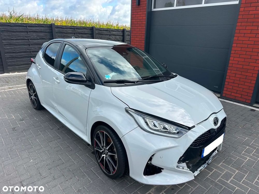 Toyota Yaris Hybrid 1.5 GR Sport - 3