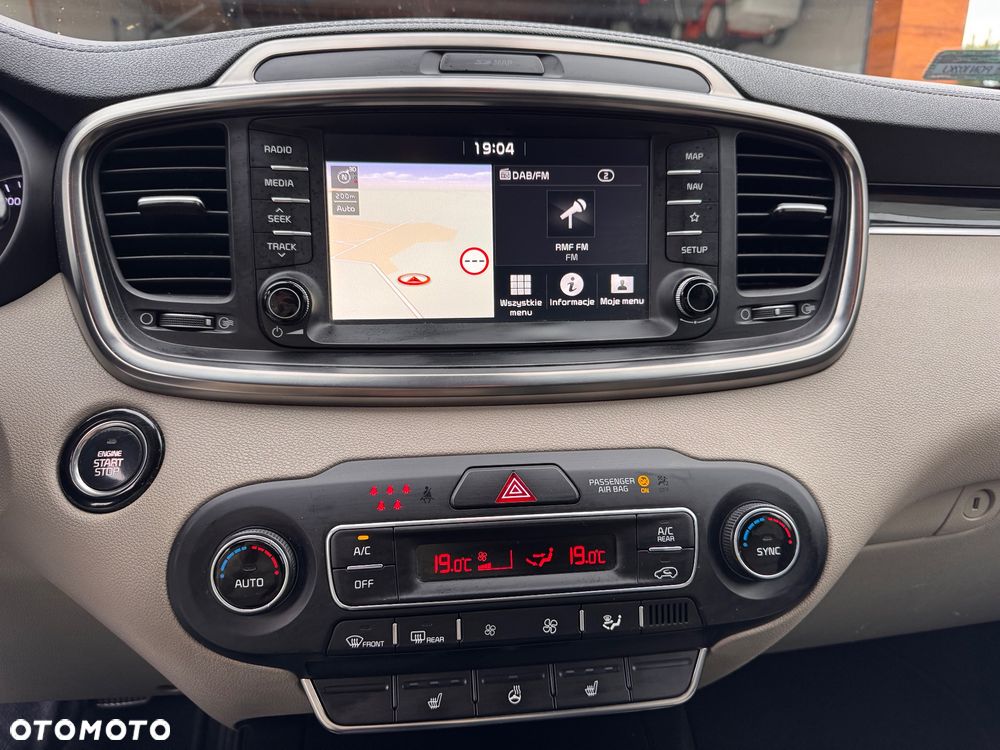 Kia Sorento 2.0 CRDI L - 25