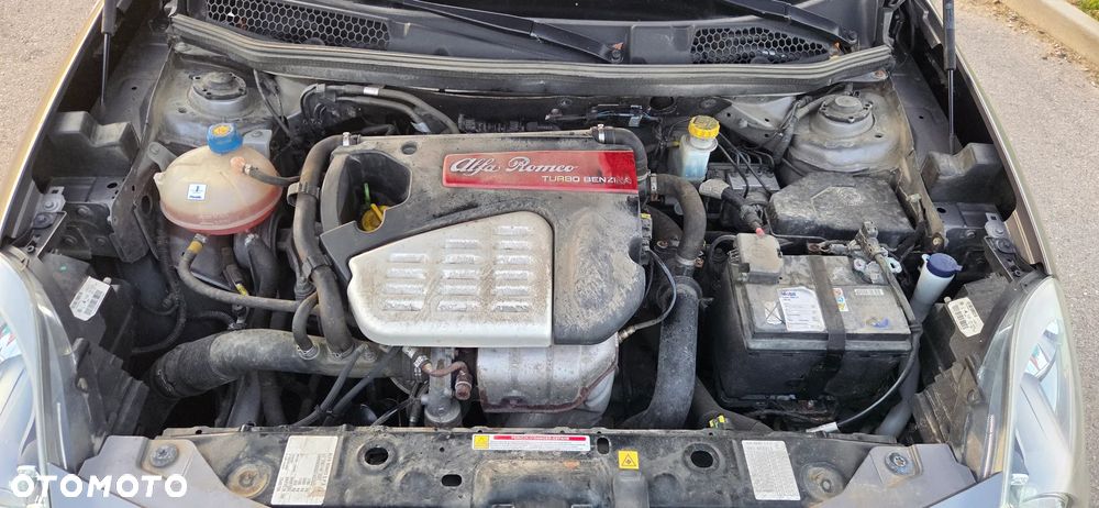 Alfa Romeo Giulietta 1.4 TB 16V Turismo - 13