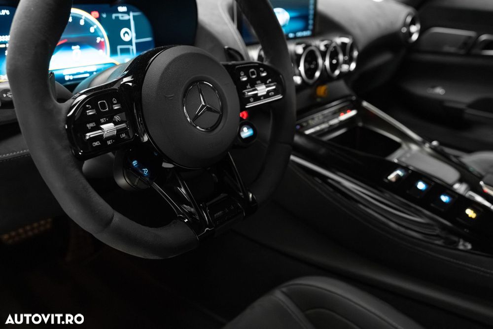 Mercedes-Benz AMG GT - 20