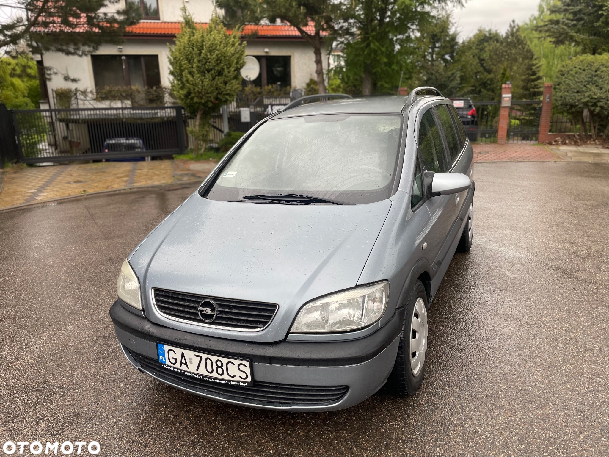 Opel Zafira - 2