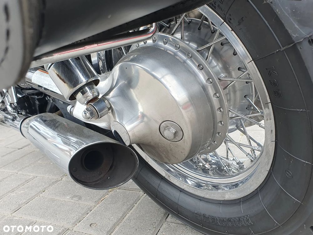 Suzuki Intruder - 8