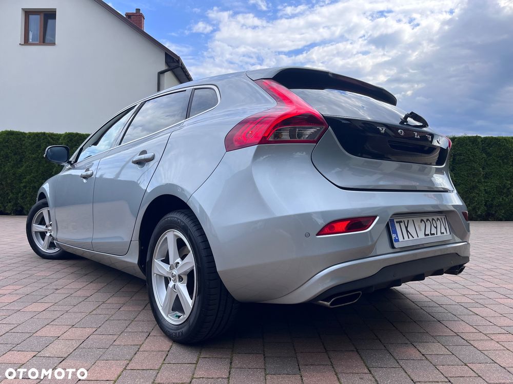 Volvo V40 D2 You - 34