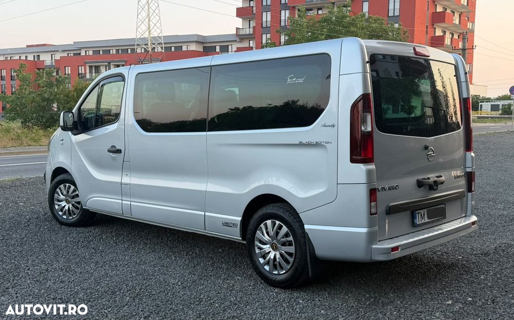 Opel Vivaro - 2