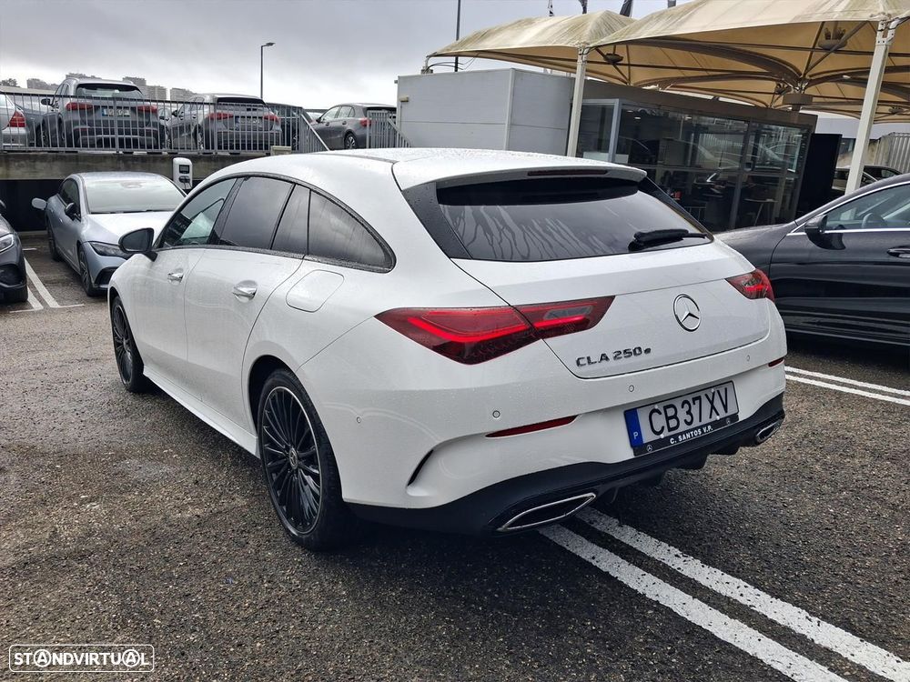 Mercedes-Benz CLA 250 e Shooting Brake AMG Line - 8