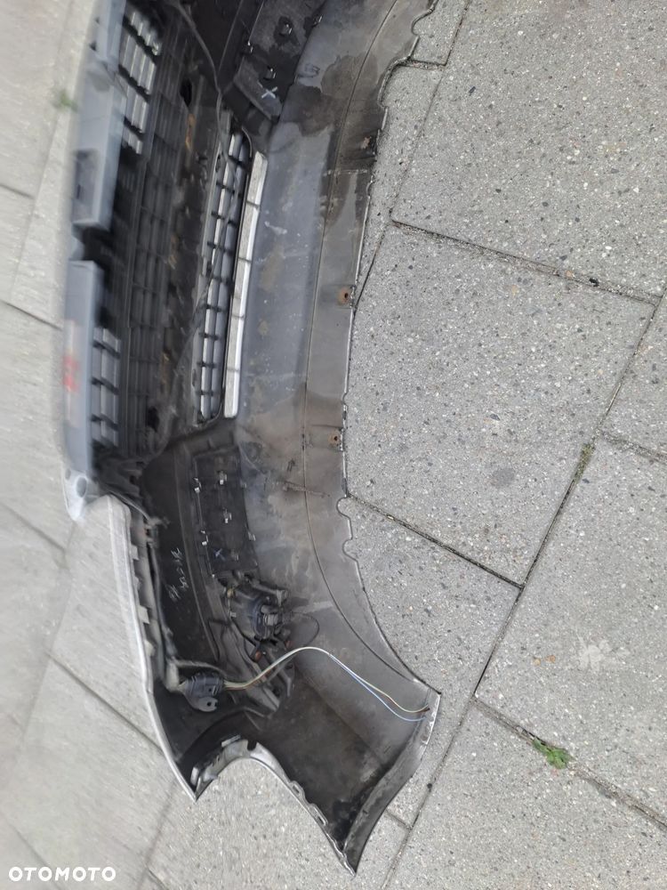 Audi A4 B7 zderzak przedni kompletny kod lakieru LY7W - 11