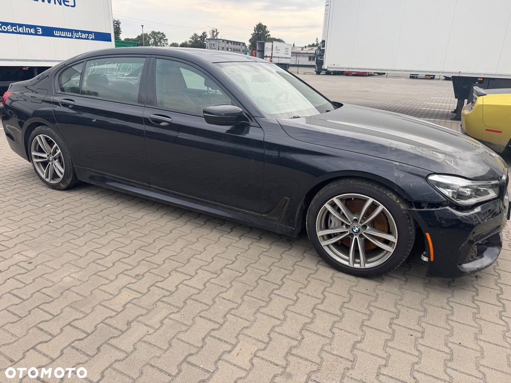 BMW Seria 7 750Li xDrive Edition Exclusive - 25