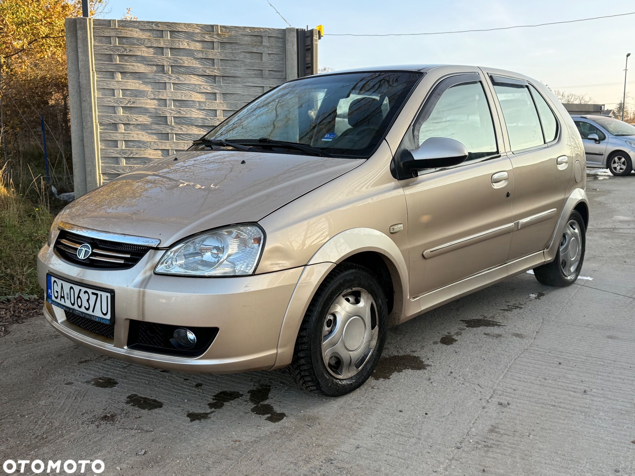 Tata Indica 1.4 GLX - 1