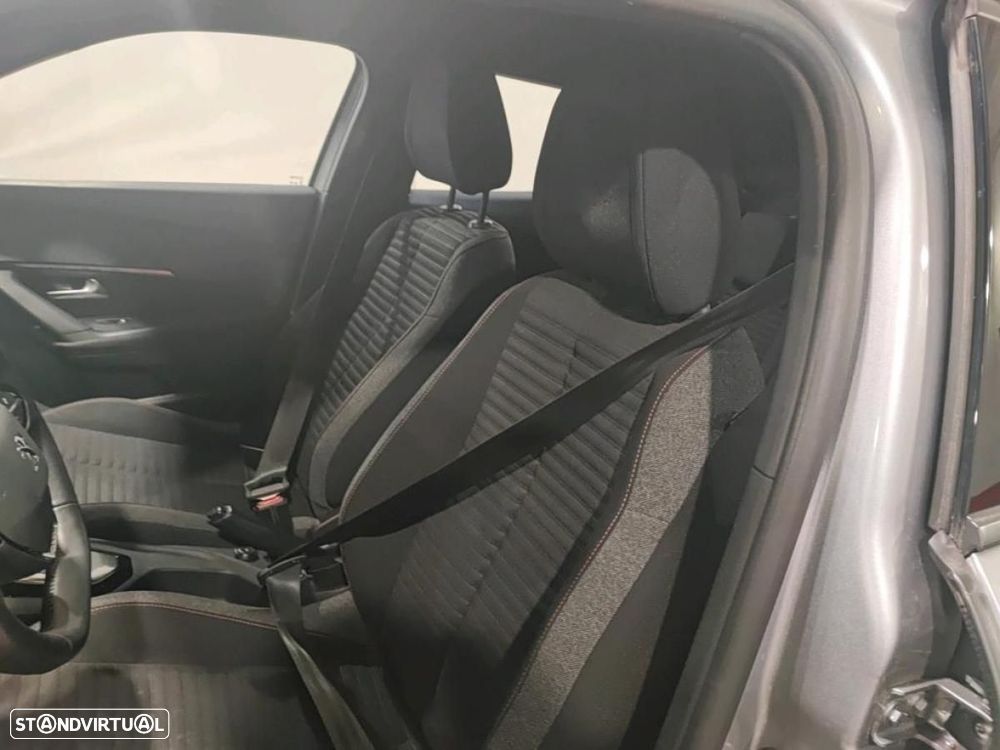 Peugeot 2008 1.5 BlueHDi Active Pack EAT8 - 3