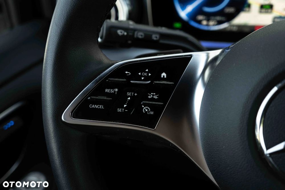 Mercedes-Benz EQV 300 90kWh - 29