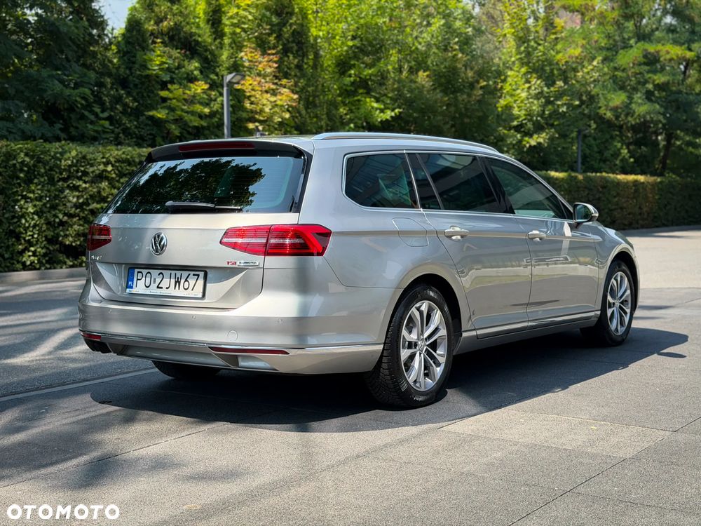 Volkswagen Passat Variant 1.8 TSI BMT Highline DSG - 18