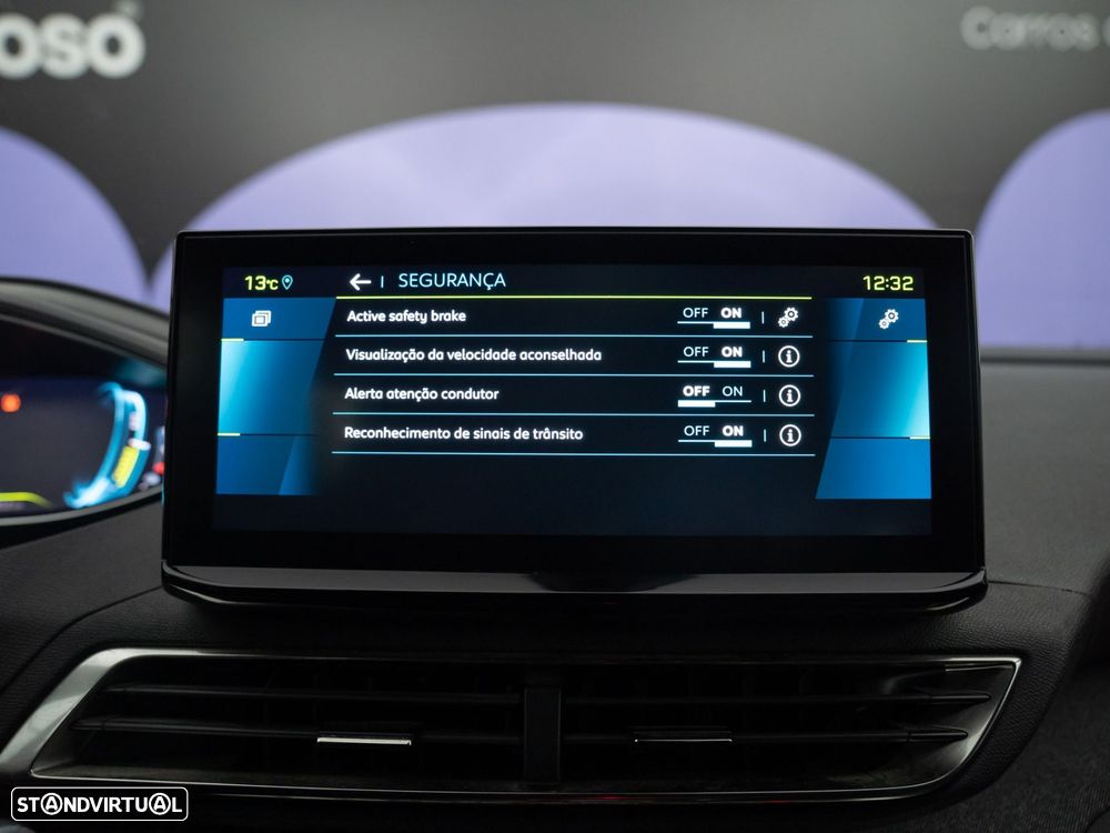 Peugeot 3008 1.6 Hybrid Allure e-EAT8 - 34