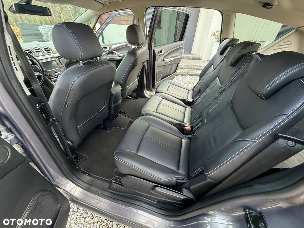 Ford S-Max 2.0 TDCi DPF Titanium - 24