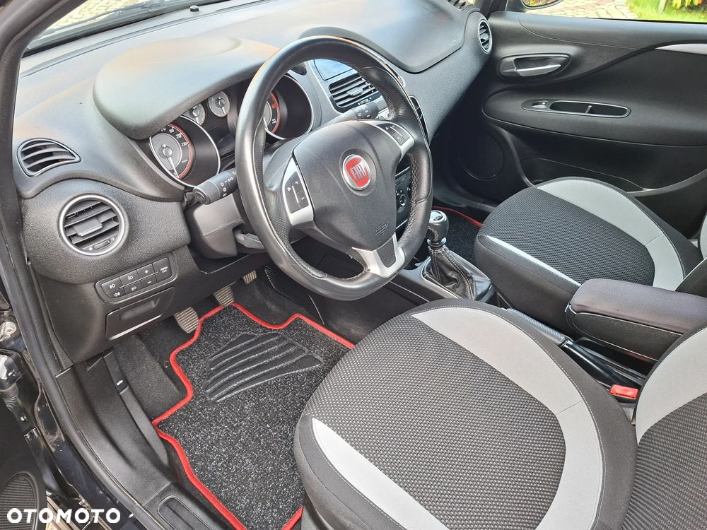 Fiat Punto Evo 1.4 8V Racing - 11