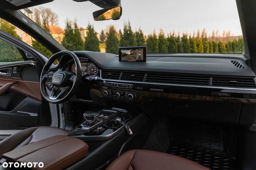 Audi Q7 - 28