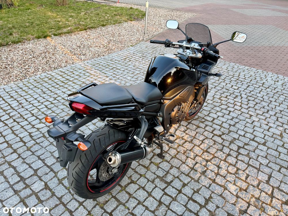 Yamaha FZ - 14