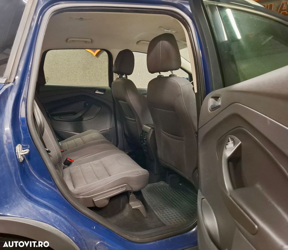 Ford Kuga - 7
