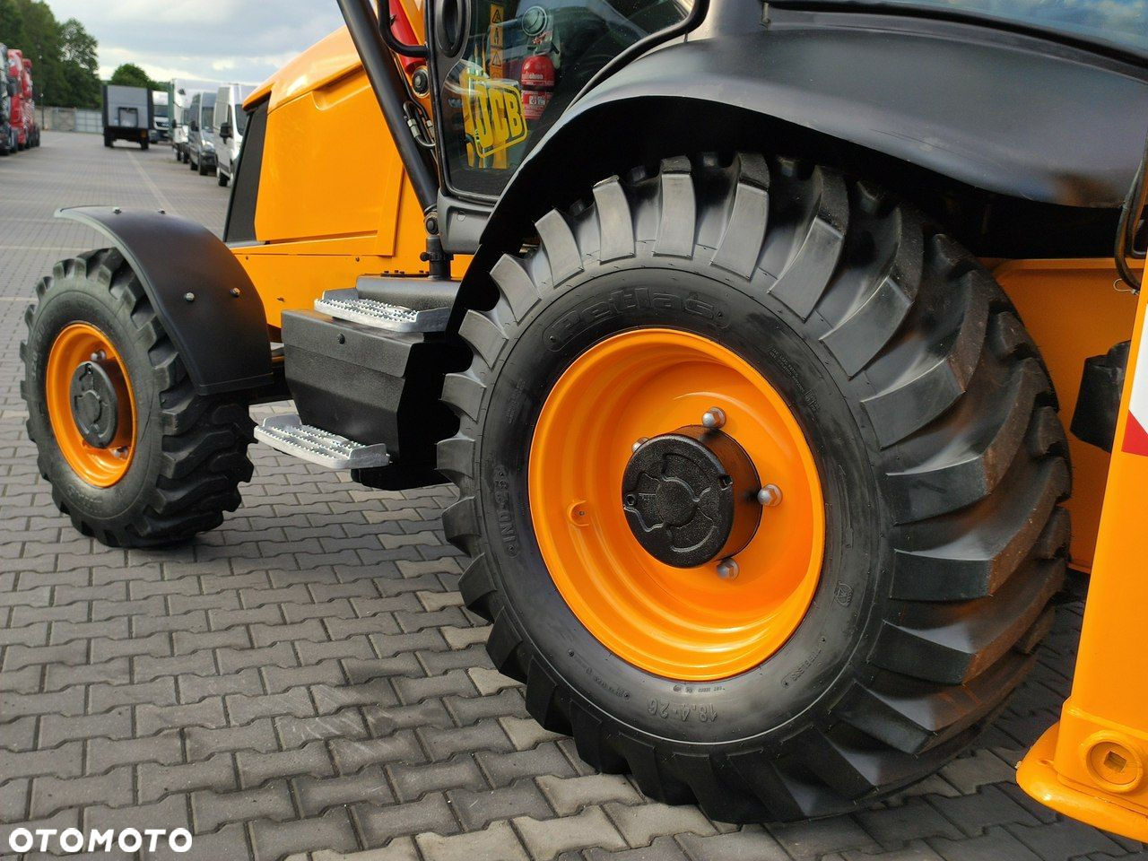 JCB 3CX - 11