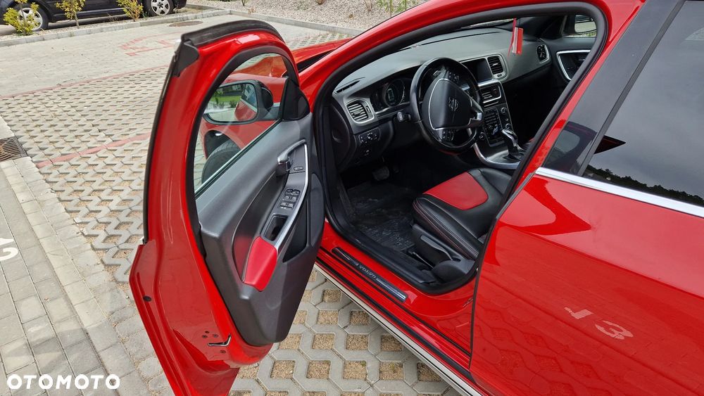 Volvo V60 D4 Drive-E Summum - 6