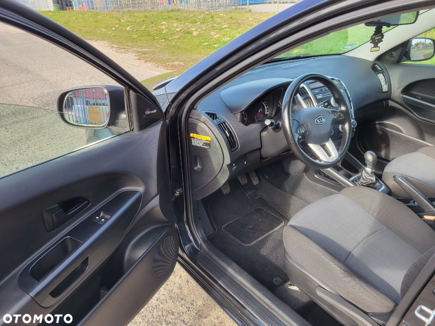 Kia Ceed - 15