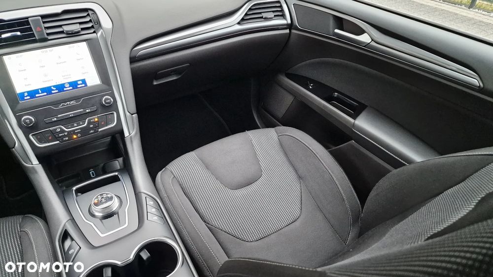 Ford Mondeo 2.0 TDCi STart-Stopp PowerShift-Aut Titanium - 24