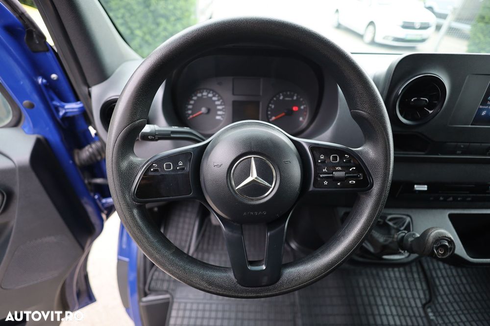 Mercedes-Benz Sprinter L2H2 - 17