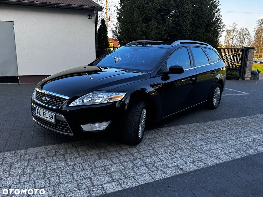 Ford Mondeo - 38