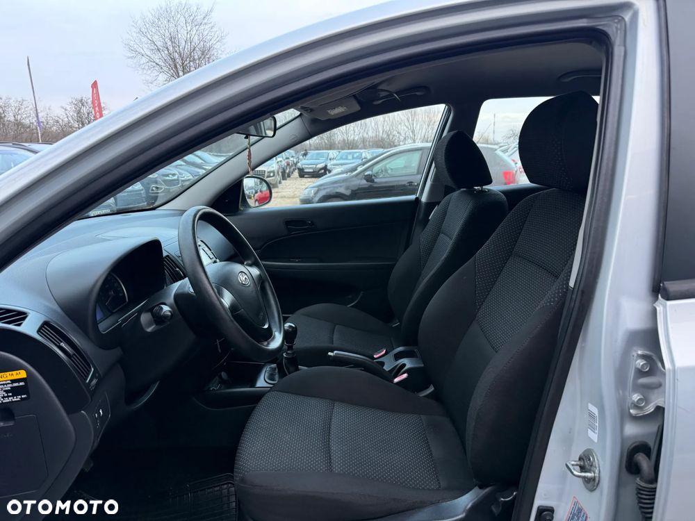 Hyundai i30 1.4 Classic - 21