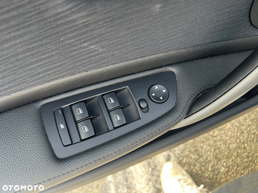 BMW Seria 1 116i Edition Lifestyle - 23
