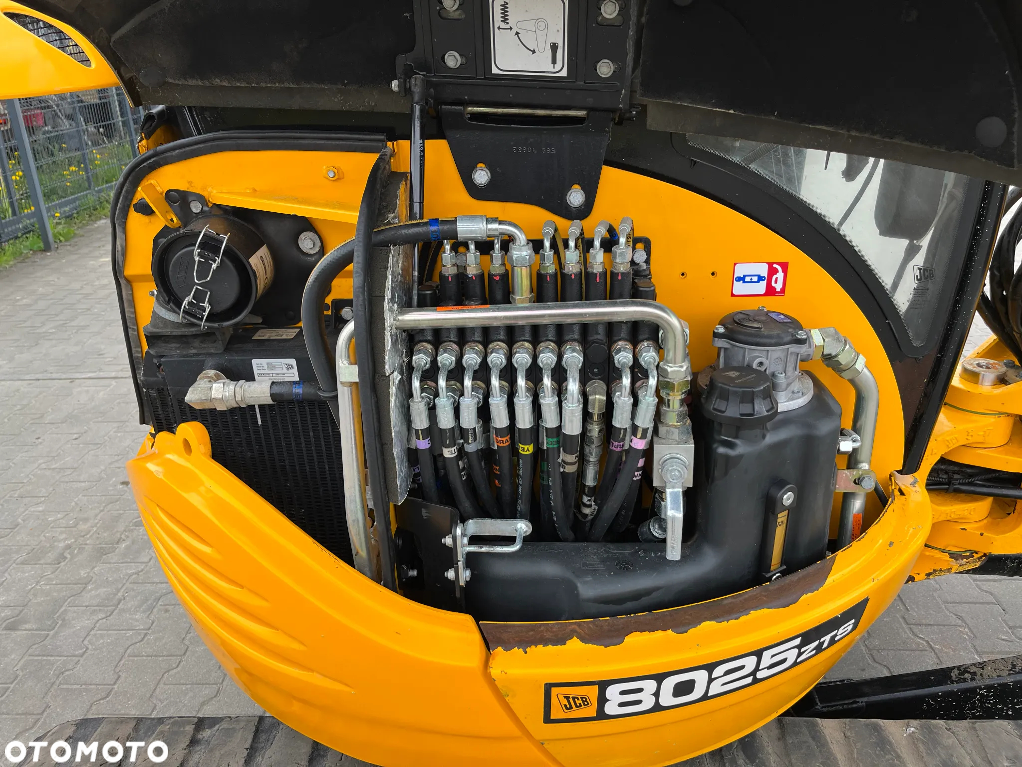 JCB 8025 ZTS - 12