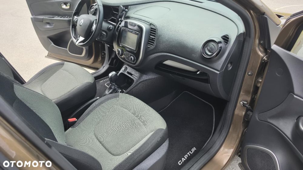 Renault Captur 1.5 dCi Energy Intens EDC EU6 - 11