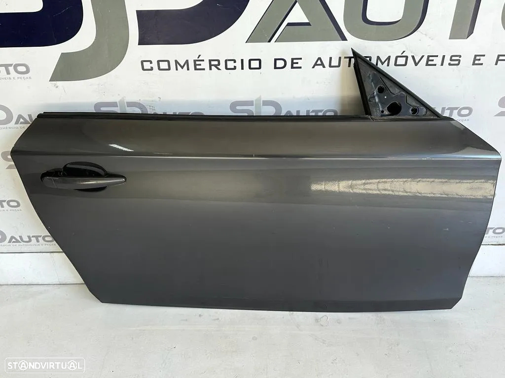 Porta Frente Direita / Esquerda - BMW  Série 1 E81 / E82 - 2