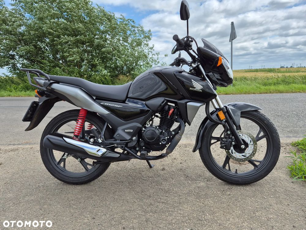 Honda CB - 1