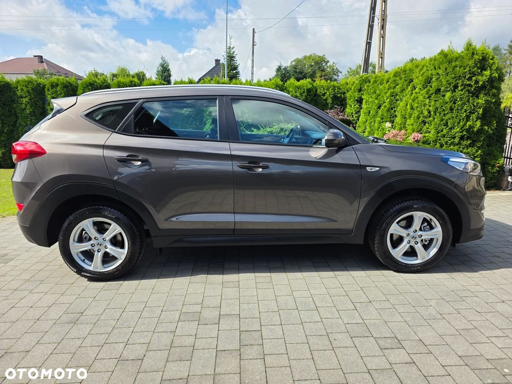 Hyundai Tucson blue 1.6 GDi 2WD Passion - 23