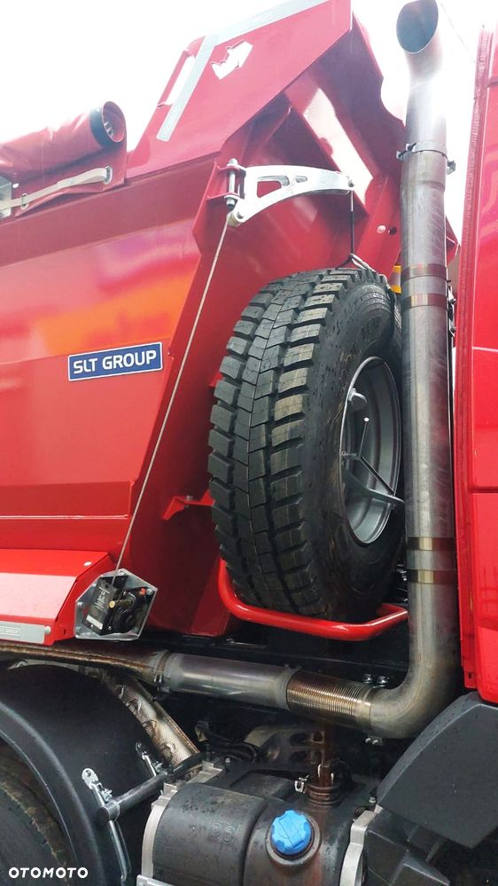 Volvo FMX 500 8x4 - 16