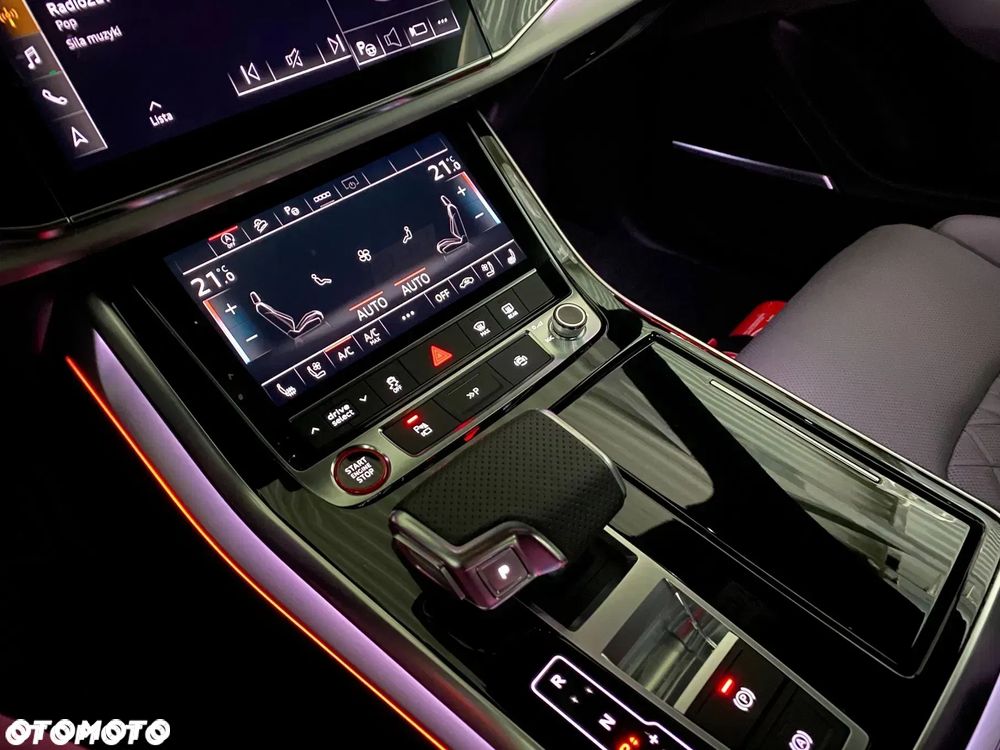 Audi SQ8 - 28