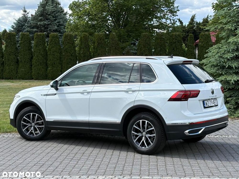 Volkswagen Tiguan 2.0 TDI SCR 4Mot Elegance DSG - 12