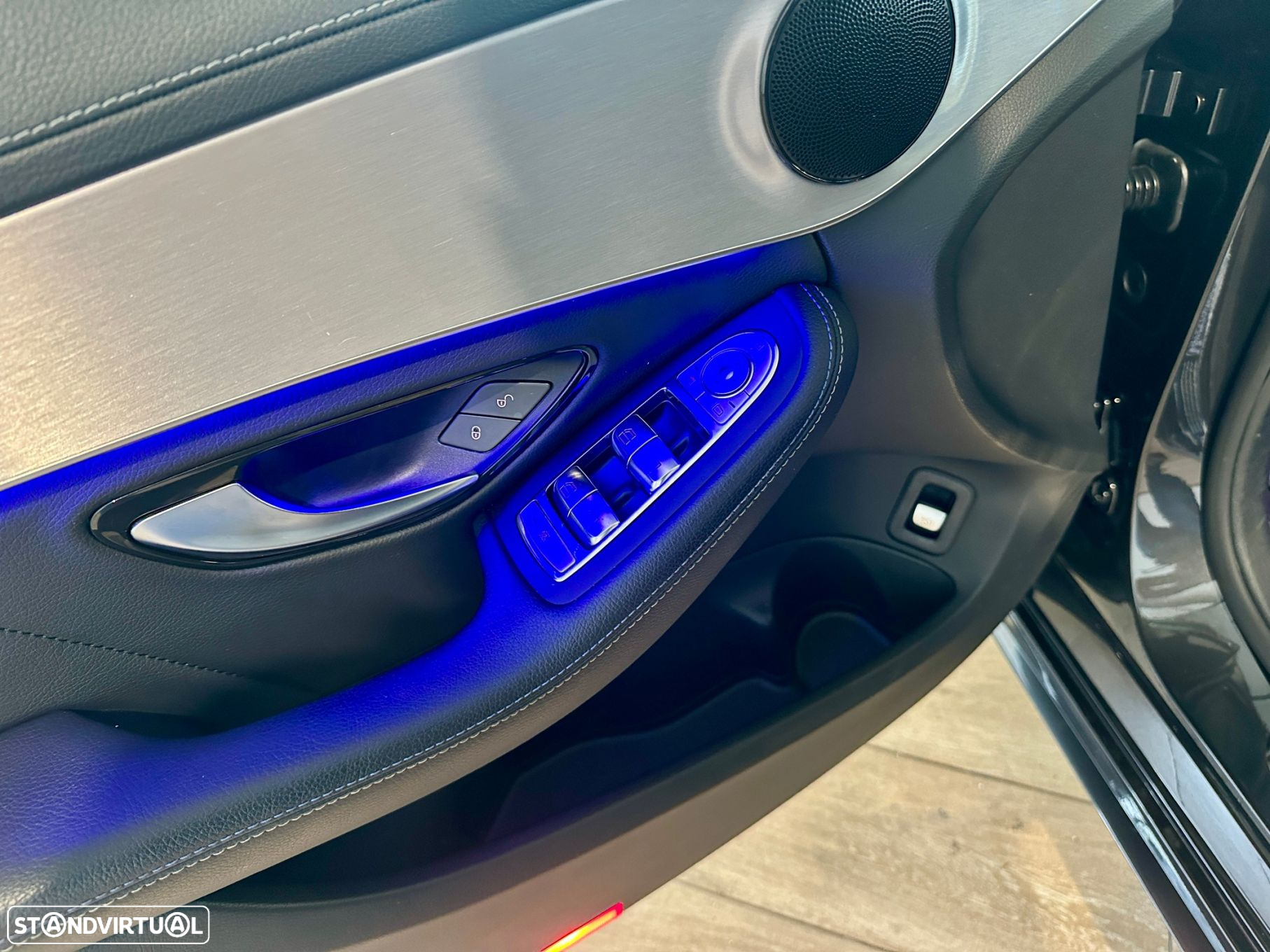Mercedes-Benz C 300 de AMG Line - 9