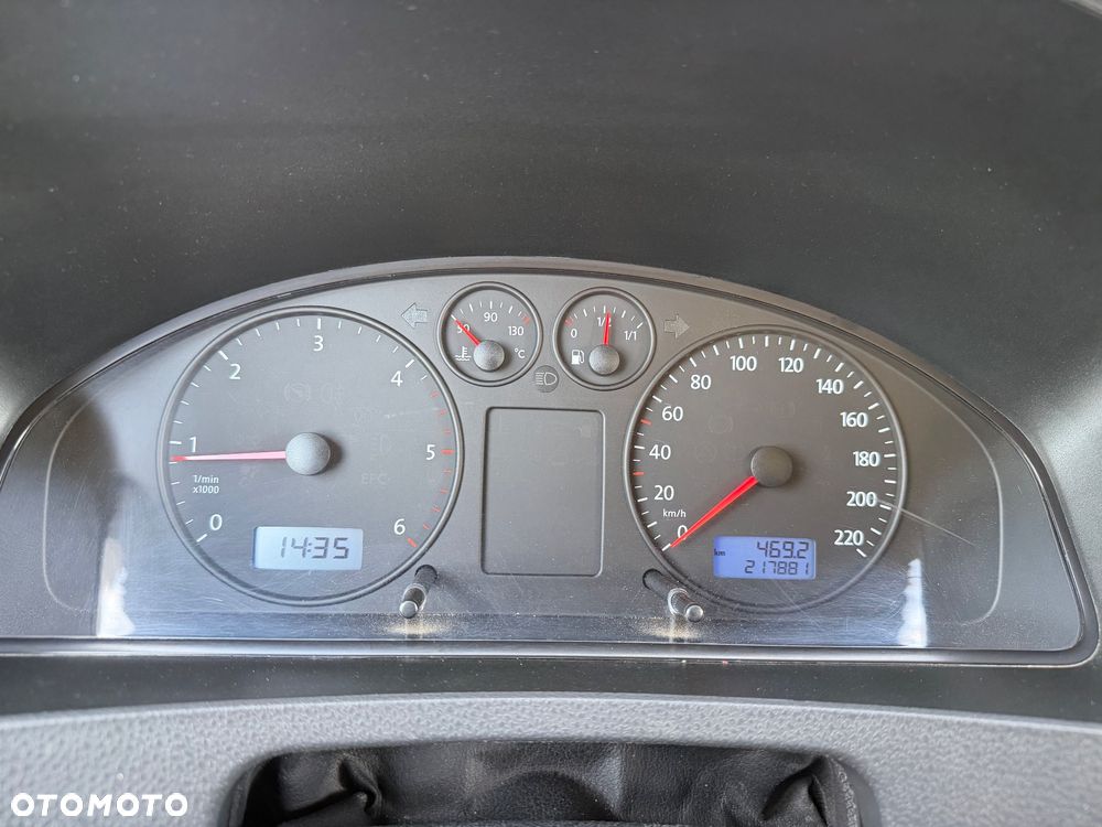 Volkswagen Transporter L1H1 - 21