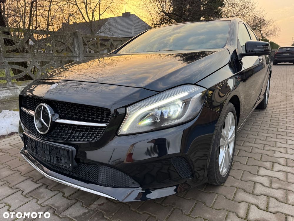 Mercedes-Benz Klasa A 180 7G-DCT AMG Line - 26