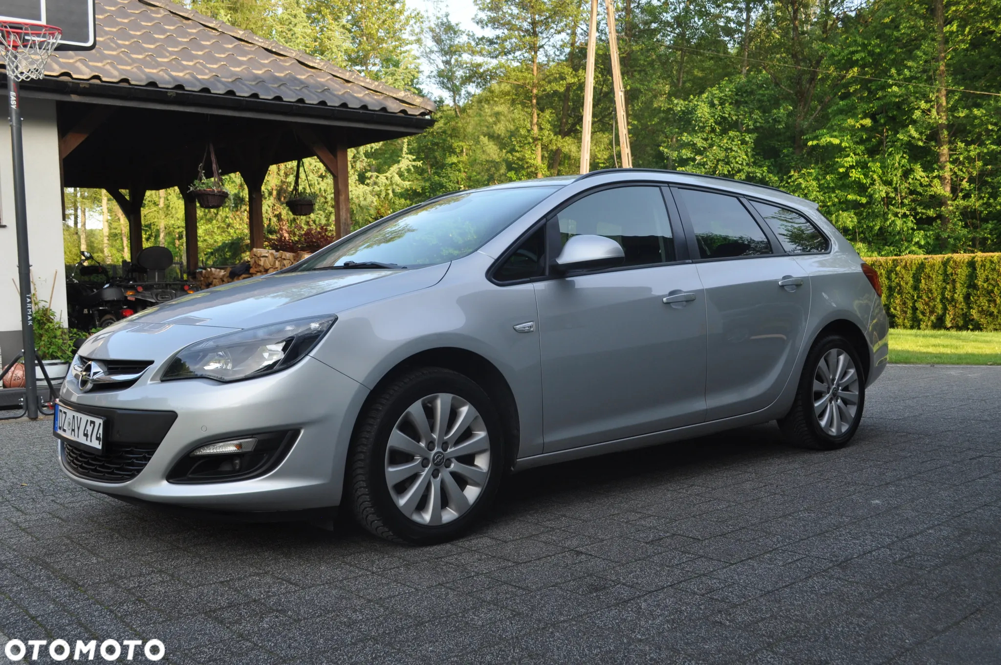 Opel Astra IV 1.4 T Cosmo - 13
