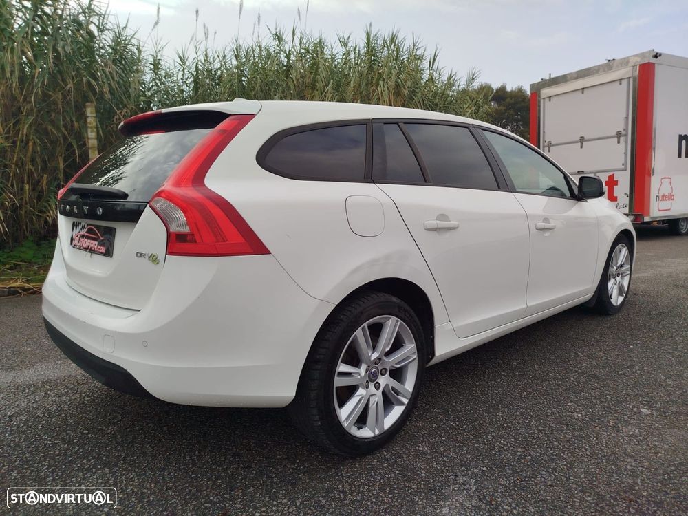 Volvo V60 1.6 D2 Drive Summum Start/Stop - 14