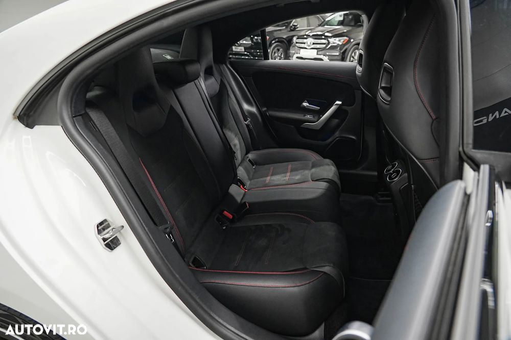 Mercedes-Benz CLA 180 7G-DCT AMG Line Advanced Plus - 11