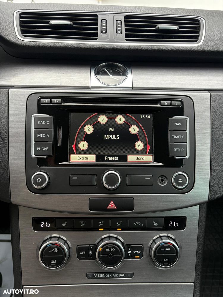 Volkswagen Passat 1.6 TDI BlueMotion - 16