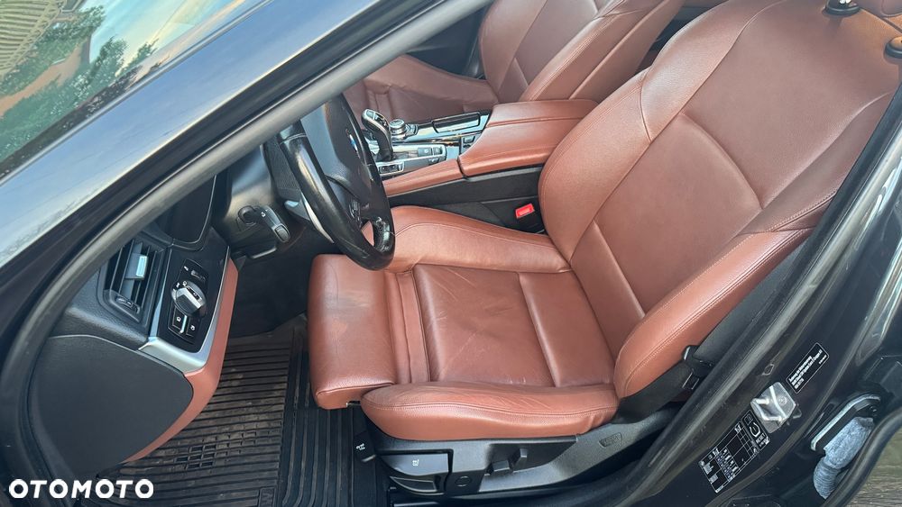 BMW Seria 5 520d Modern Line - 11