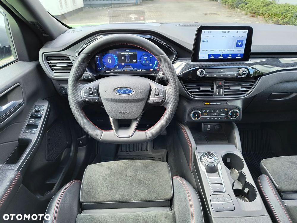 Ford Kuga - 12