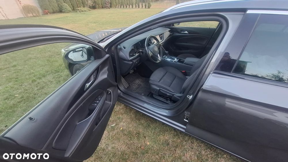 Opel Insignia - 8
