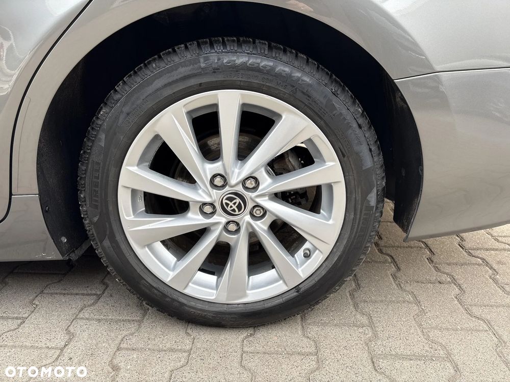 Toyota Camry 2.5 Hybrid Comfort CVT - 19