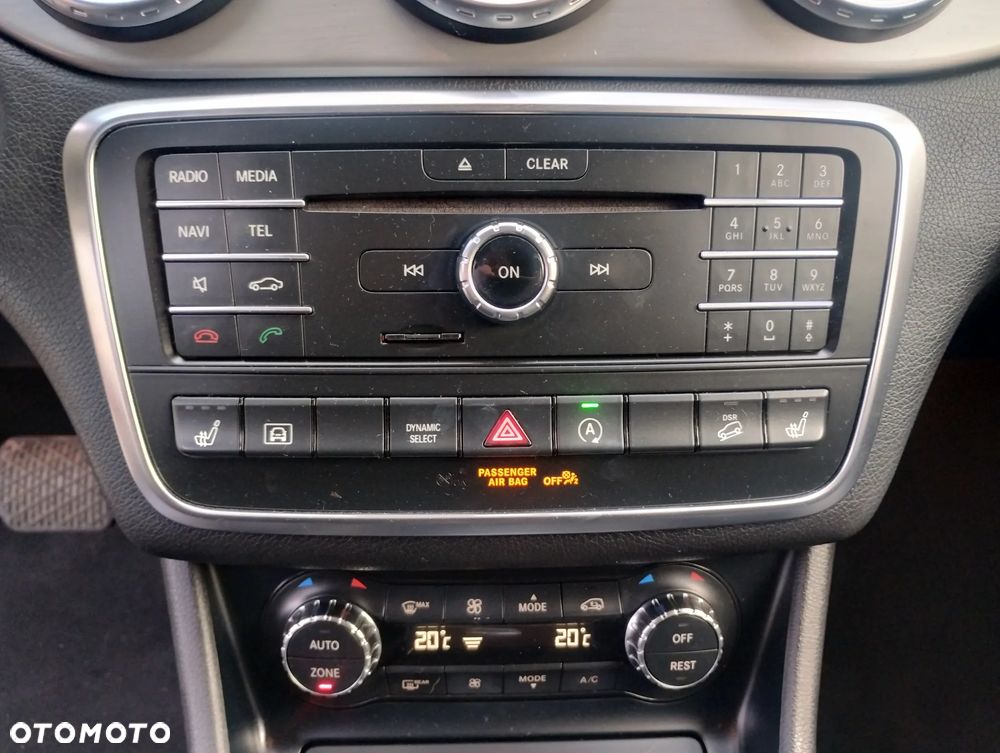 Mercedes-Benz GLA 250 4-Matic AMG Line - 27