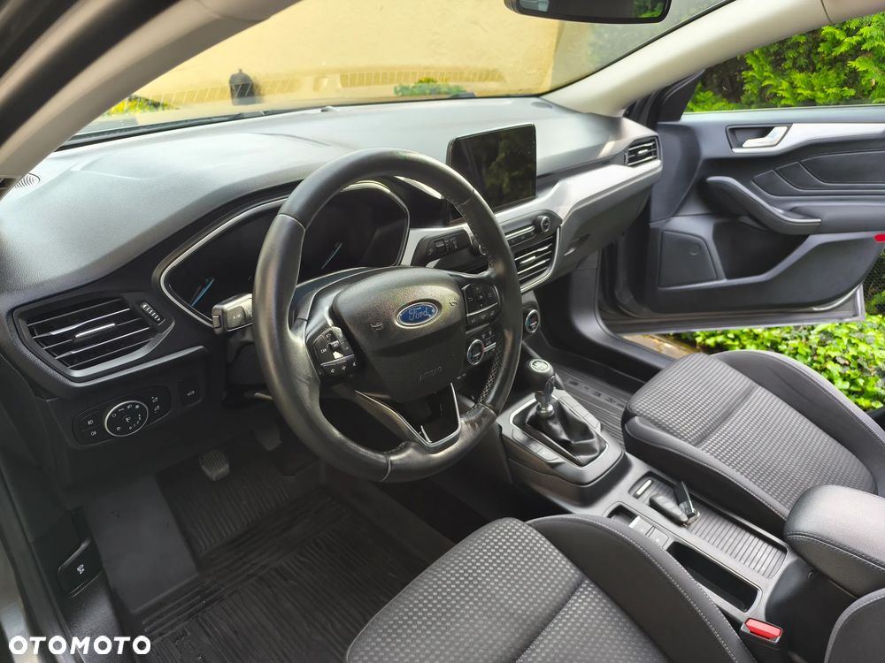 Ford Focus - 8